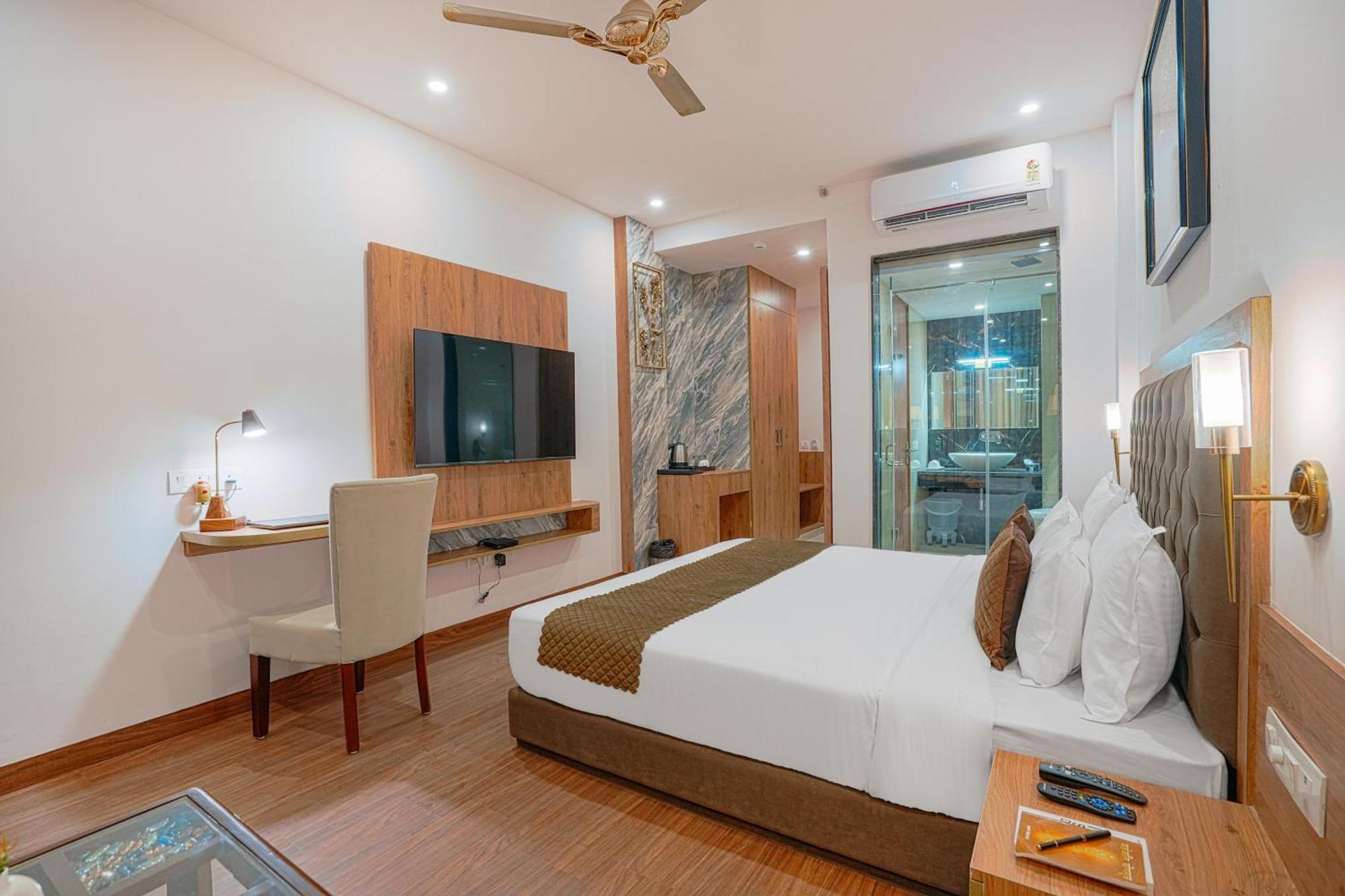 The Sanawar Heights I Kasauli I New Property 외부 사진